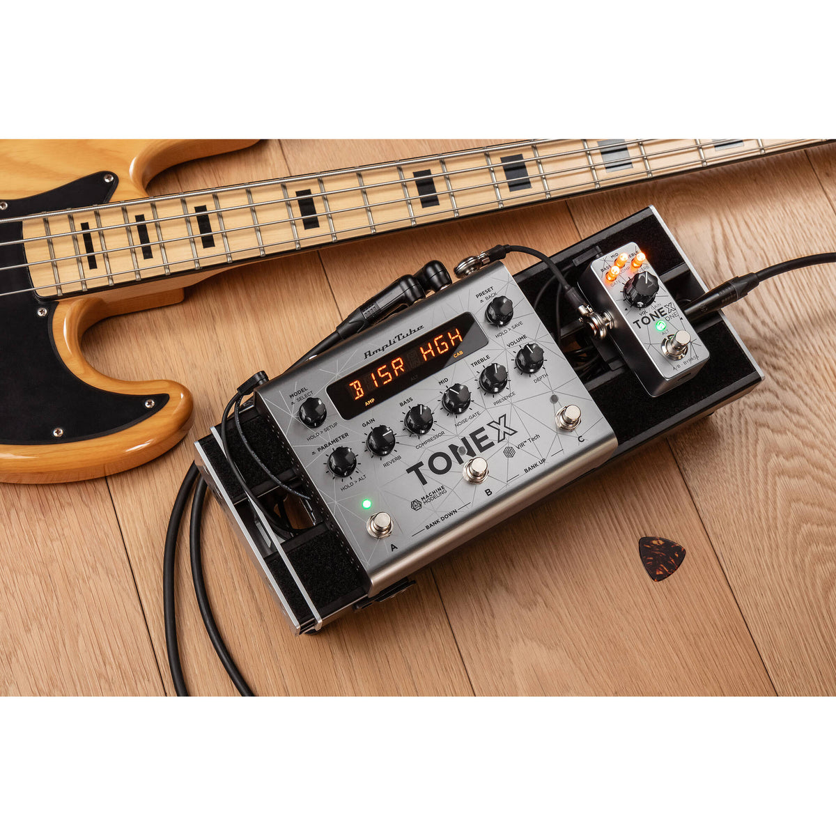 IK Multimedia TONEX Pedal Bass Edition AI Modelling Multi-FX Pedal