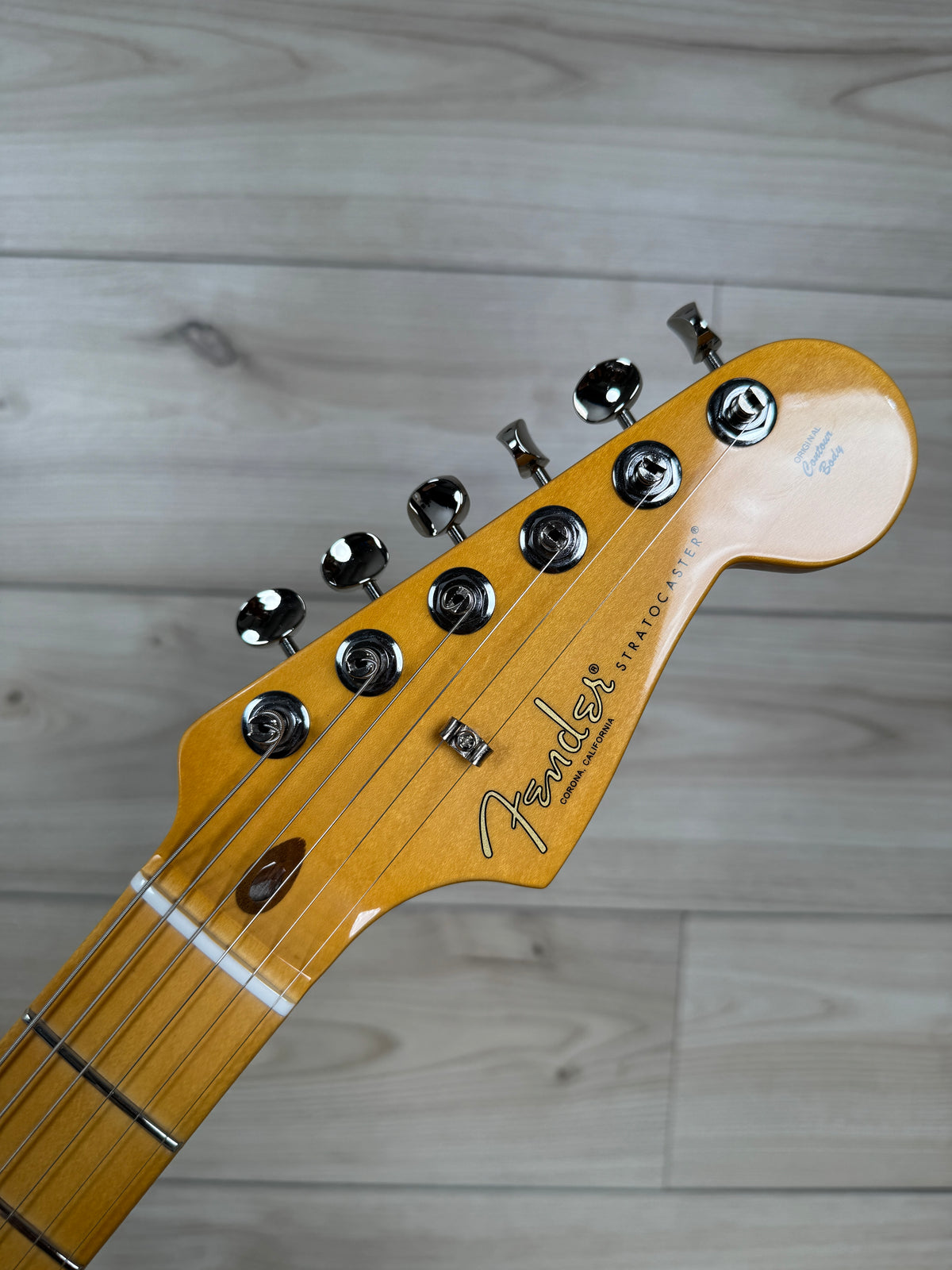 Fender Limited Edition American Professional Classic Stratocaster Featuring Fender Silent - Candy Apple Red - #5618