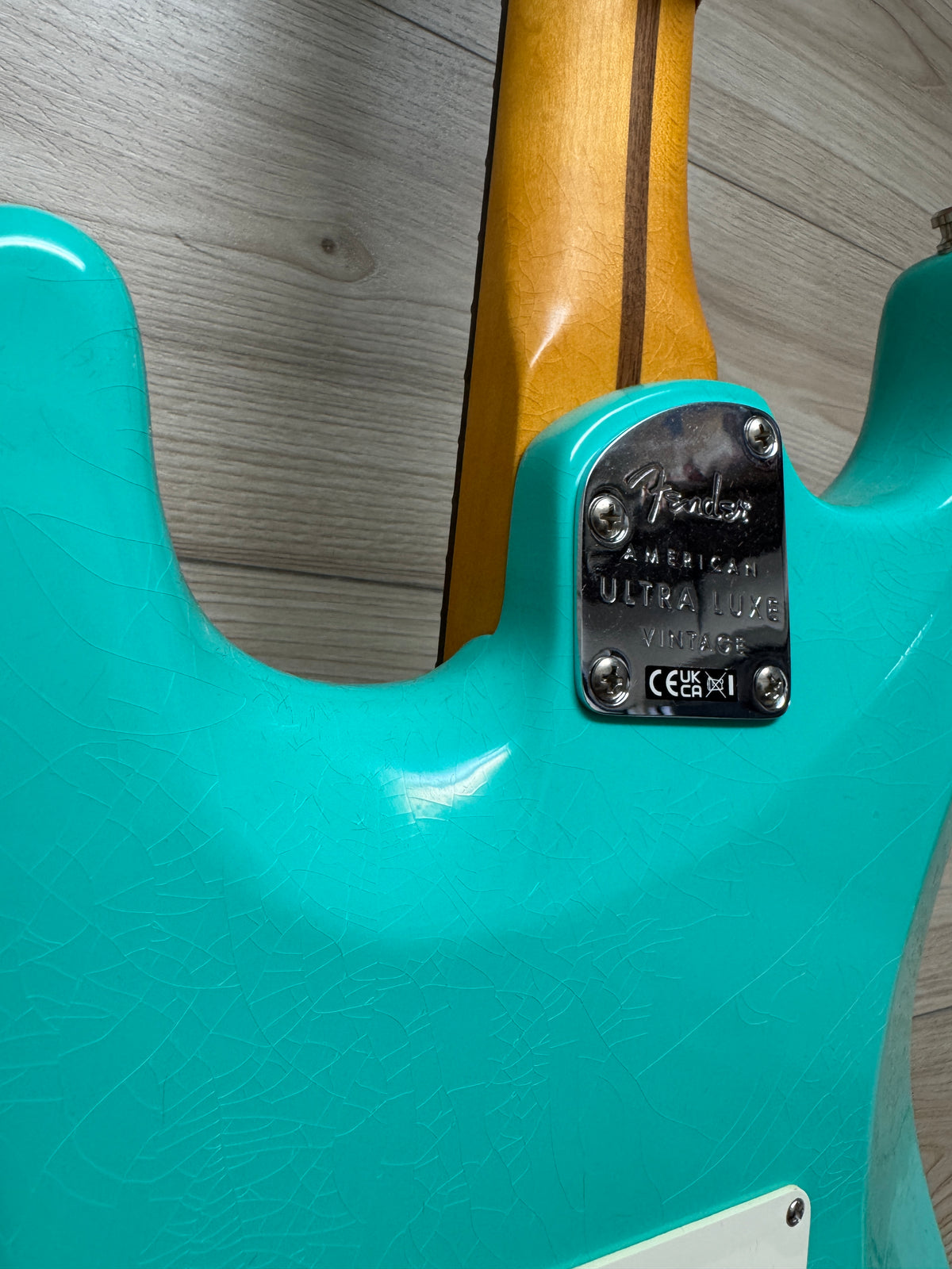 Fender American Ultra Luxe Vintage 60s Stratocaster HSS Rosewood Fingerboard, Sea Foam Green