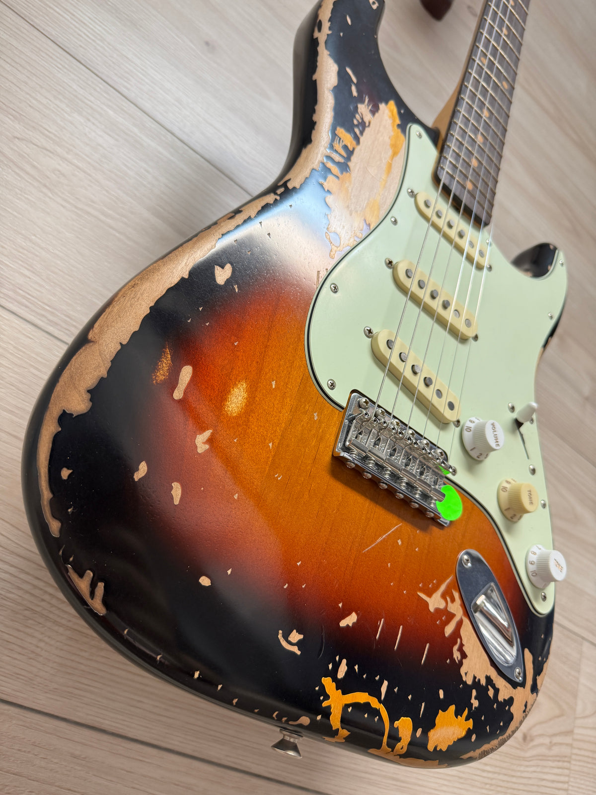 Mike McCready Stratocaster Rosewood Fingerboard, 3-Color Sunburst #1276