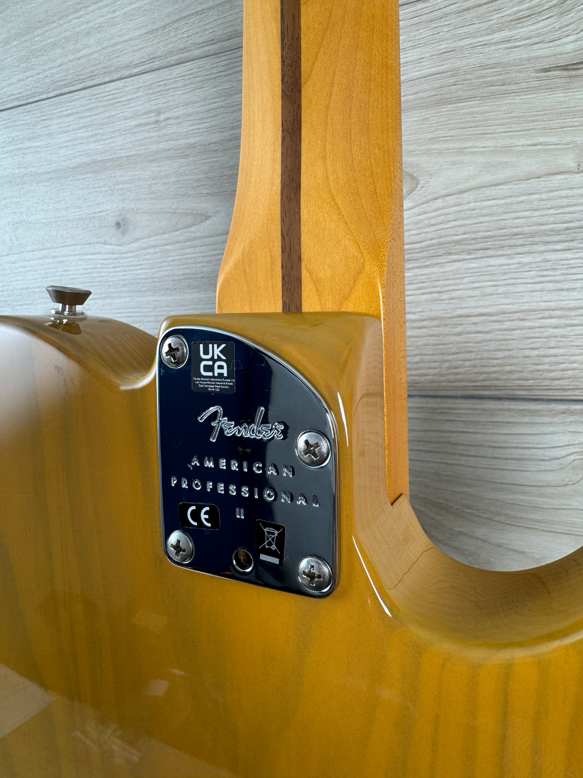Fender American Professional II Telecaster Left-Hand Electric Guitar, Maple Fingerboard, Butterscotch Blonde