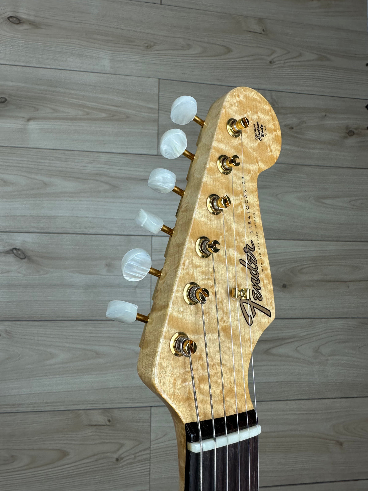 Fender Custom Shop Limited Edition 75th Anniversary Stratocaster NOS Guitar, Rosewood Fingerboard, Diamond White Pearl - CBN Music Warehouse