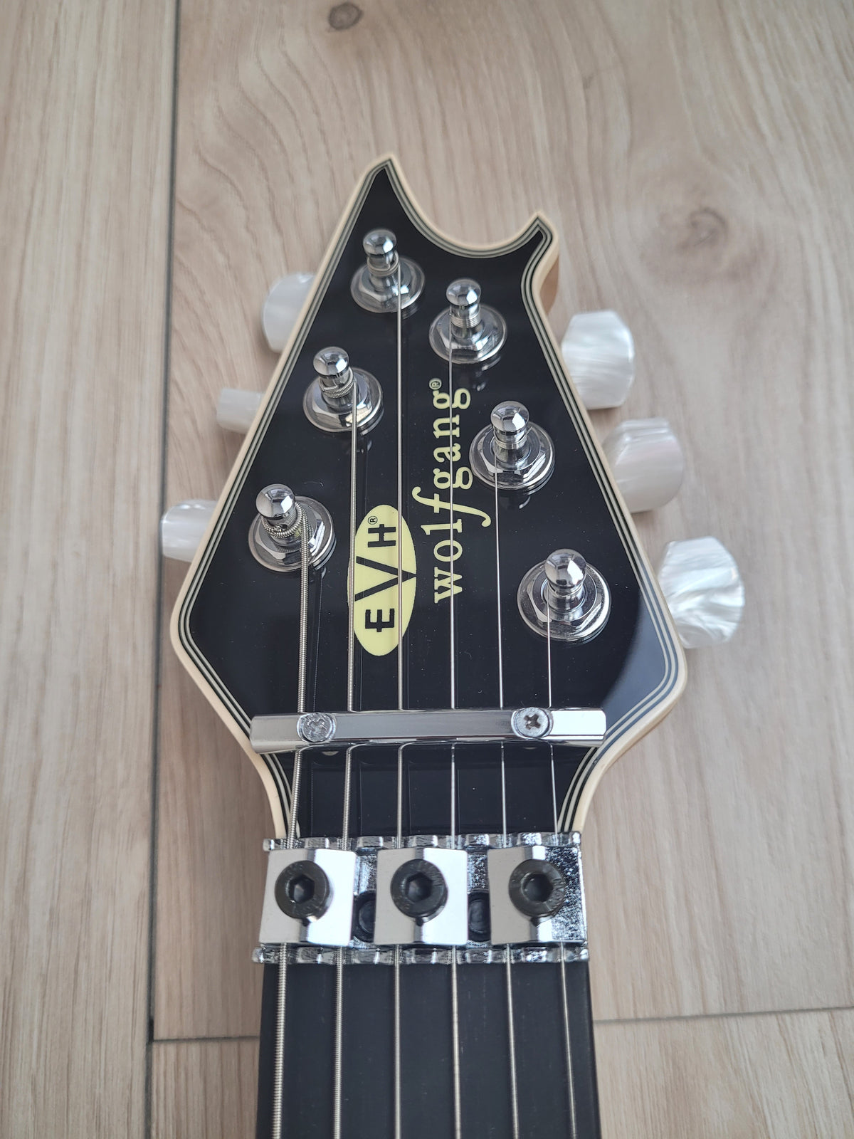 EVH Wolfgang® USA electric Guitar, Ebony Fingerboard, Ivory - CBN Music Warehouse