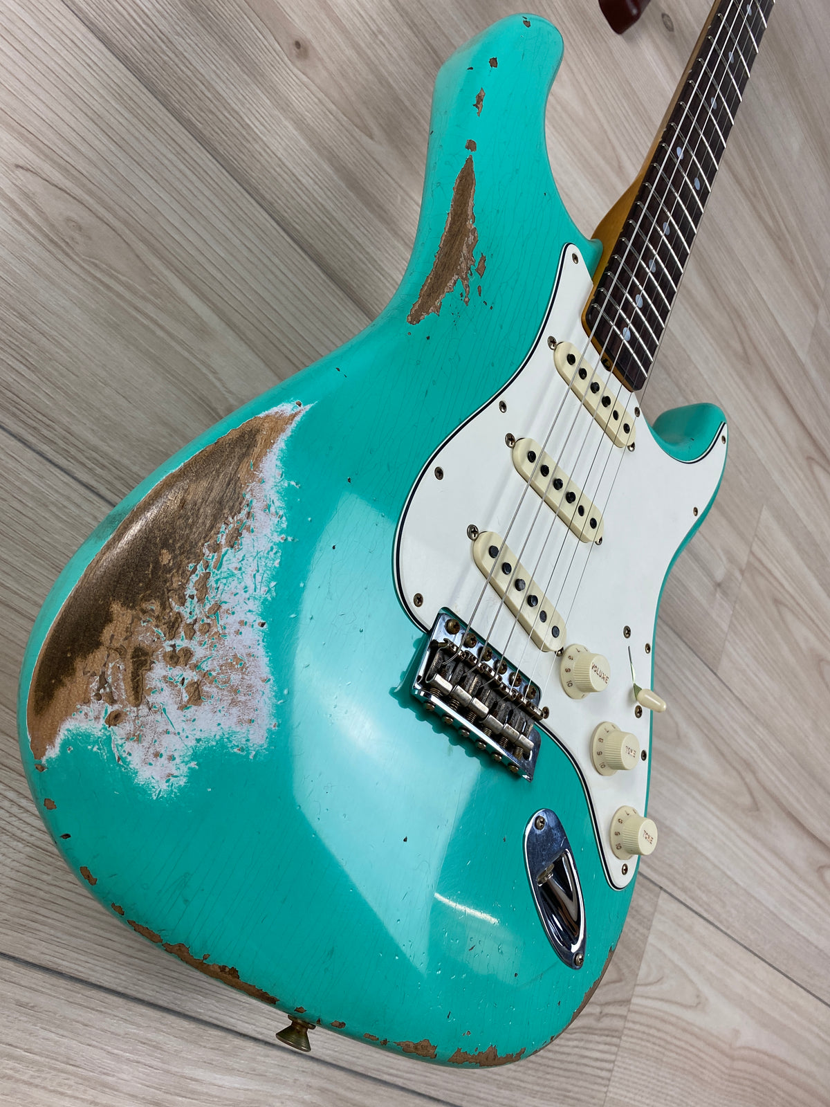 Fender Custom Shop 1967 Stratocaster Heavy Relic Aged, Sea Foam Green - CBN Music Warehouse