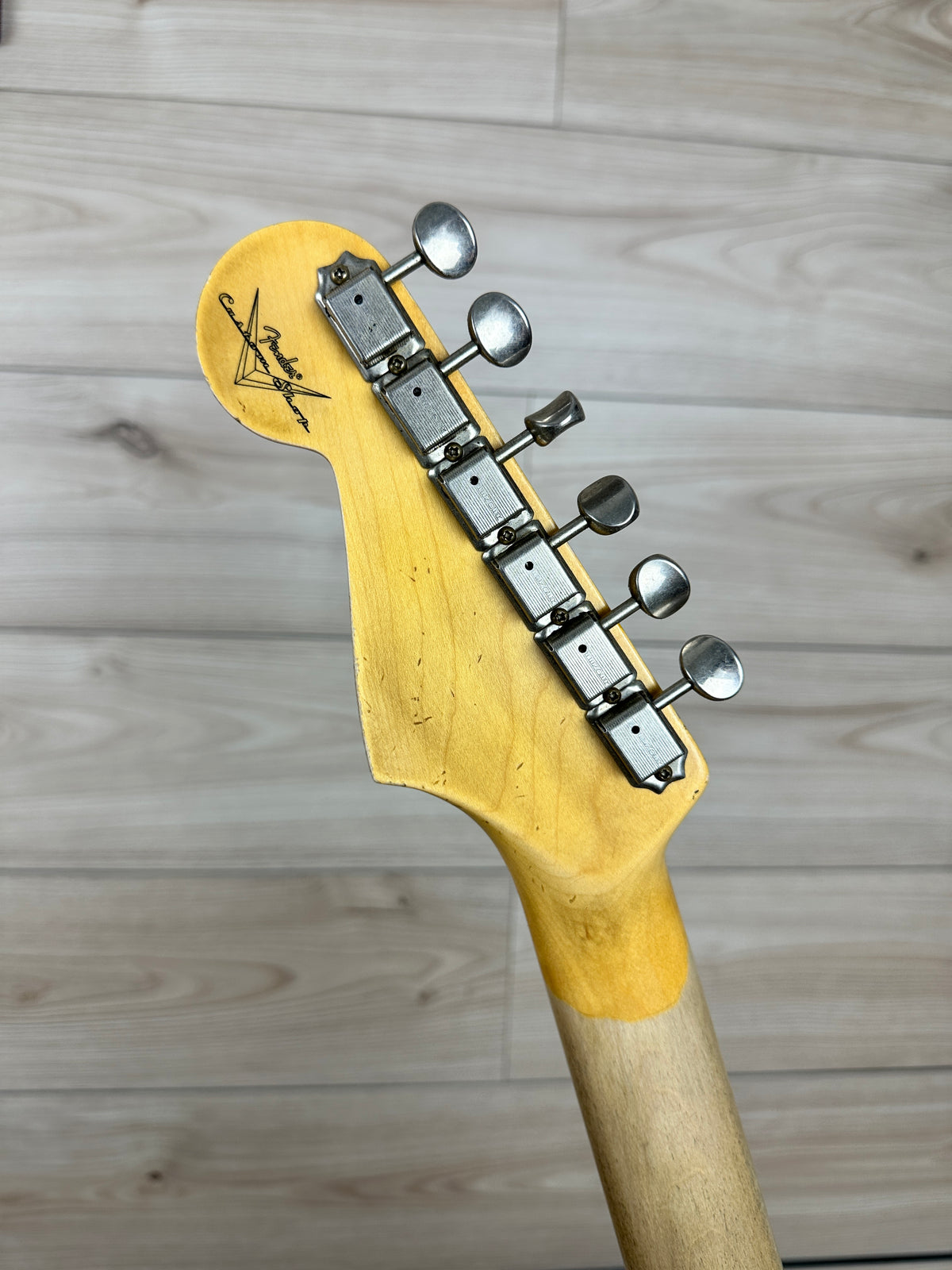 Fender Michael Landau Signature 1963 Stratocaster Fiesta Red over 3-Color Sunburst