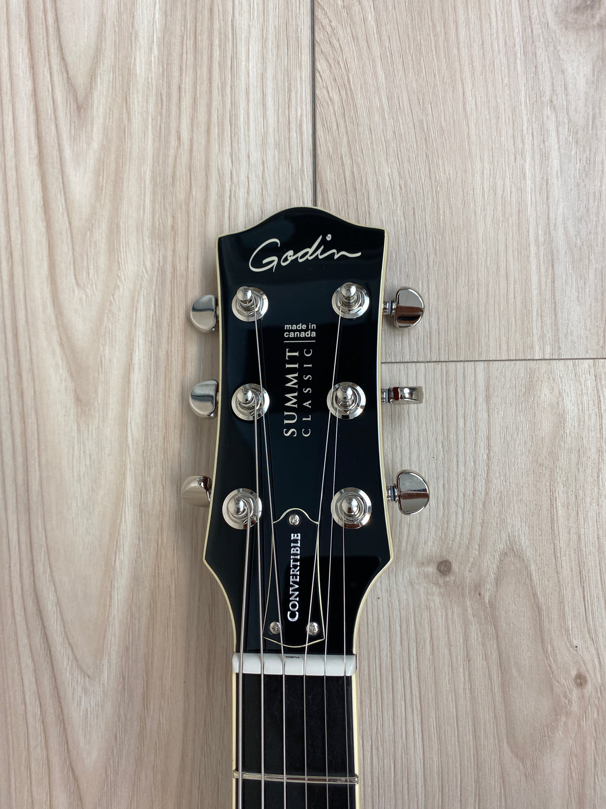 Godin 041176 Summit Classic CT Convertible Gold Electric Guitar with Gig Bag