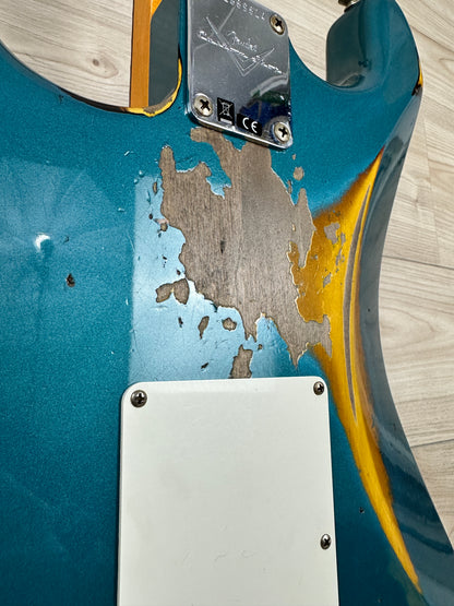 Fender Custom Shop 1961 Stratocaster Heavy Relic Aged Ocean Turquoise over 3-Color Sunburst