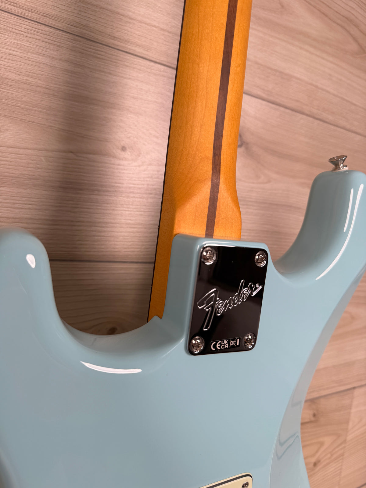 Fender Limited Edition American Professional Classic Stratocaster Featuring the Fender Silent System - Daphne Blue - #8729