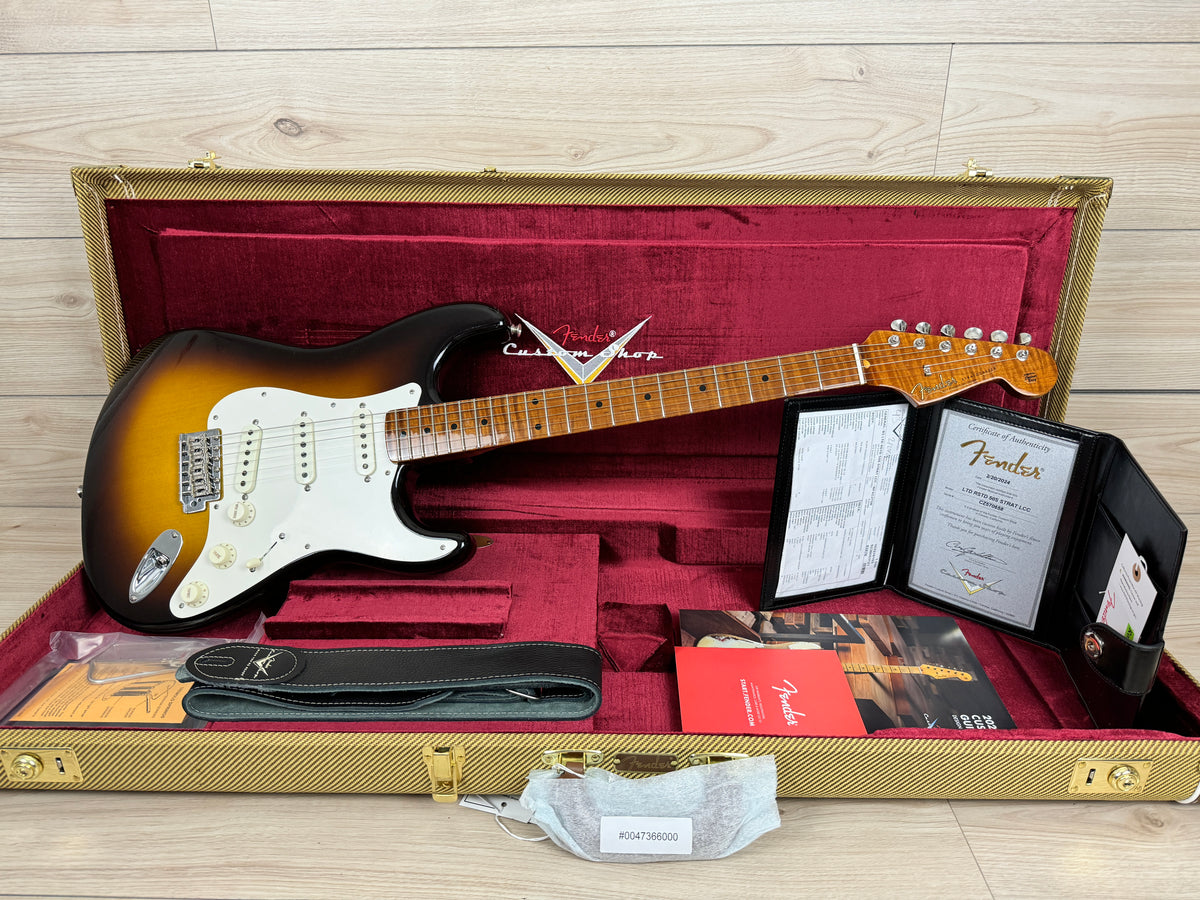 Fender Custom Shop 2023 Limited Edition Roasted '50s Strat® DLX Closet Classic, 1-Piece 4A Roasted Flame Maple, Wide-Fade Aged Chocolate 2-Color Sunburst