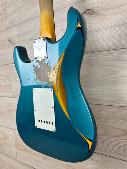 Fender Custom Shop 1961 Stratocaster Heavy Relic Aged Ocean Turquoise over 3-Color Sunburst