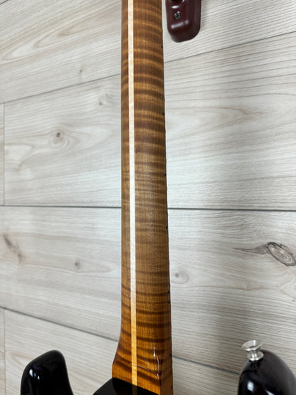 Fender Custom Shop 2023 Limited Edition Roasted '50s Strat® DLX Closet Classic, 1-Piece 4A Roasted Flame Maple, Wide-Fade Aged Chocolate 2-Color Sunburst