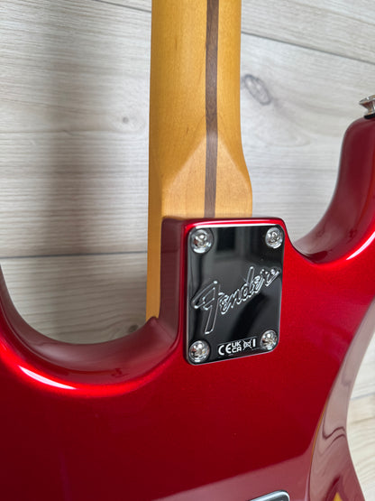 Fender Limited Edition American Professional Classic Stratocaster Featuring Fender Silent - Candy Apple Red - #5618