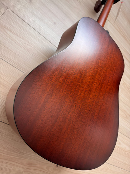 GODIN Metropolis Natural Cedar SG Acoustic Electric Guitar - 047932