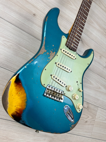 Fender Custom Shop 1961 Stratocaster Heavy Relic Aged Ocean Turquoise over 3-Color Sunburst
