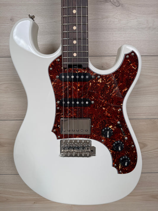 Veritas Custom Portlander Double Cut White with Tortoise Pickguard