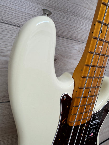 Fender American Professional II Precision Bass Maple Fingerboard, Olympic White