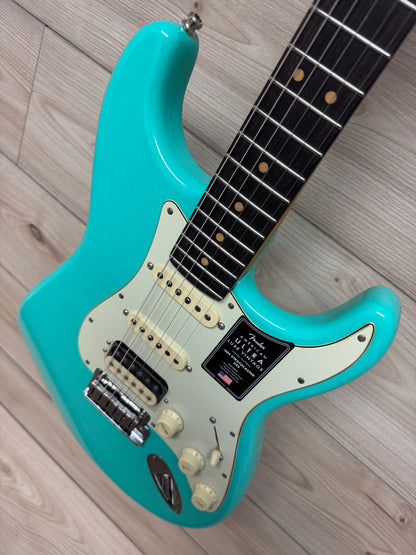 Fender American Ultra Luxe Vintage 60s Stratocaster HSS Rosewood Fingerboard, Sea Foam Green