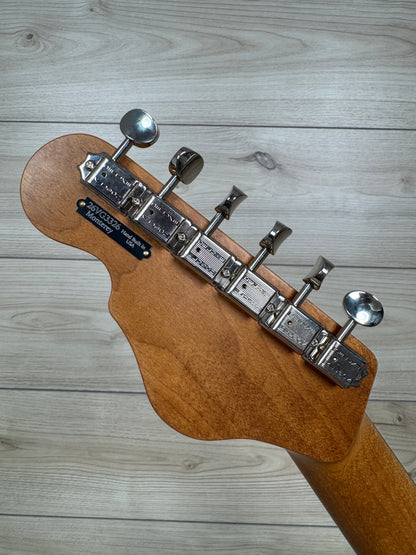 Veritas Custom Electric Guitar Monterey Miracle, Land Rover with Tortoise Pickguard