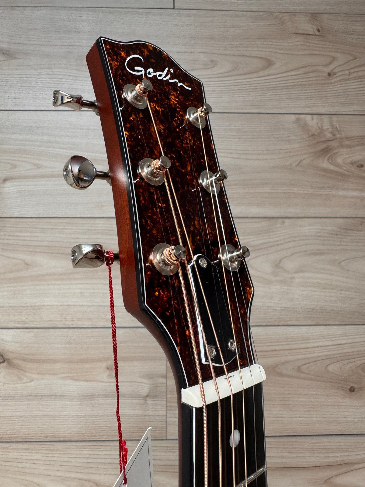 GODIN Metropolis Natural Cedar SG Acoustic Electric Guitar - 047932