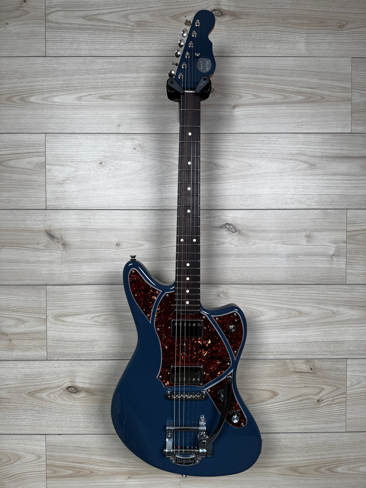 Veritas Custom Riverton Land Rover with Tortoise Pickguard, Bigsby, Matching Headstock