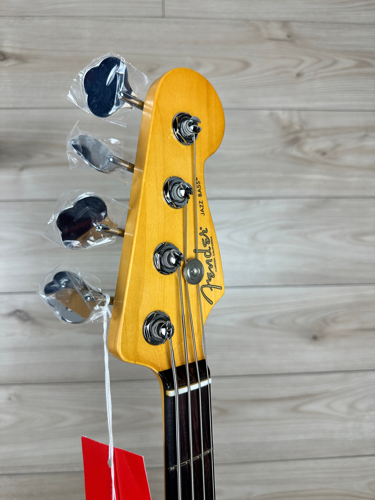 Fender American Professional II Jazz Bass Rosewood Fingerboard, Olympic White - CBN Music Warehouse