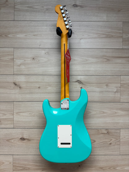 Fender American Ultra Luxe Vintage 60s Stratocaster HSS Rosewood Fingerboard, Sea Foam Green