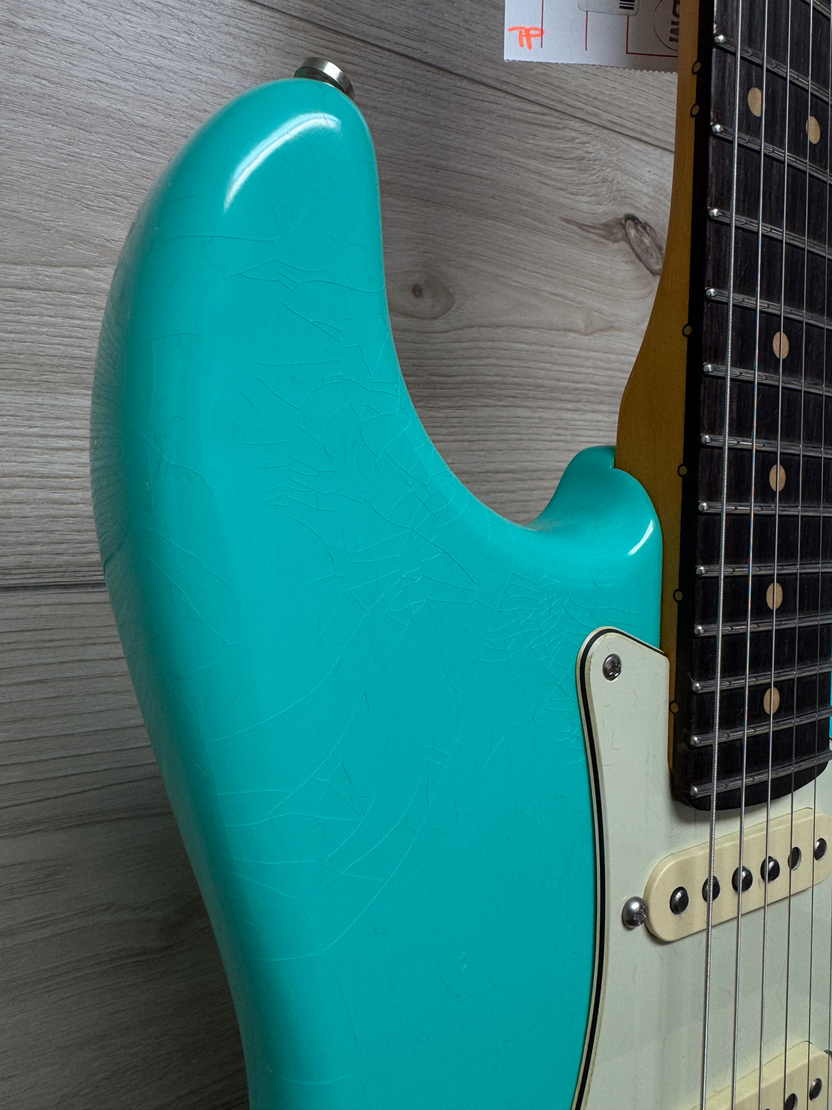 Fender American Ultra Luxe Vintage 60s Stratocaster HSS Rosewood Fingerboard, Sea Foam Green