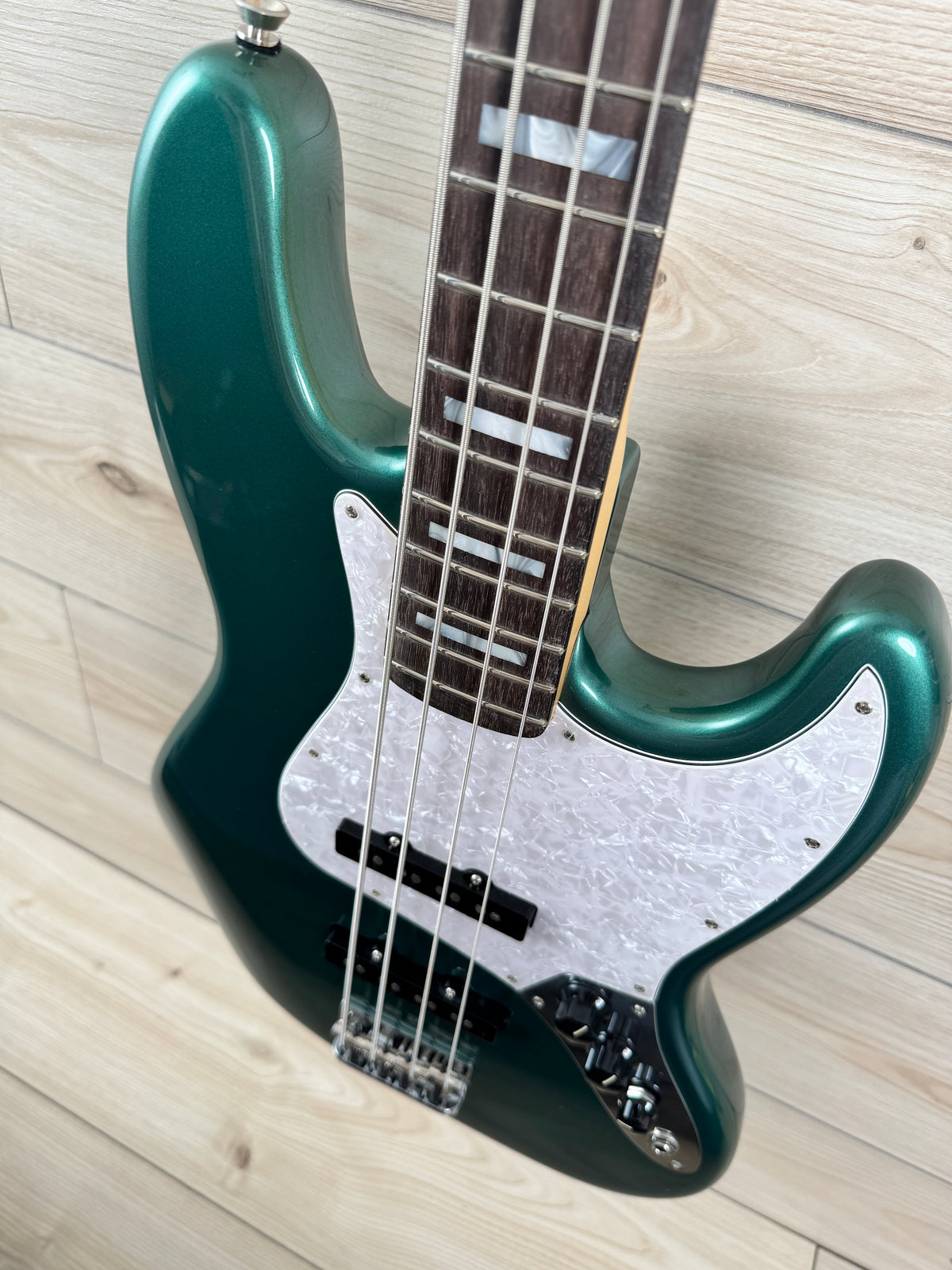 Fender Adam Clayton Jazz Bass Rosewood Fingerboard, Sherwood Green Metallic #0587