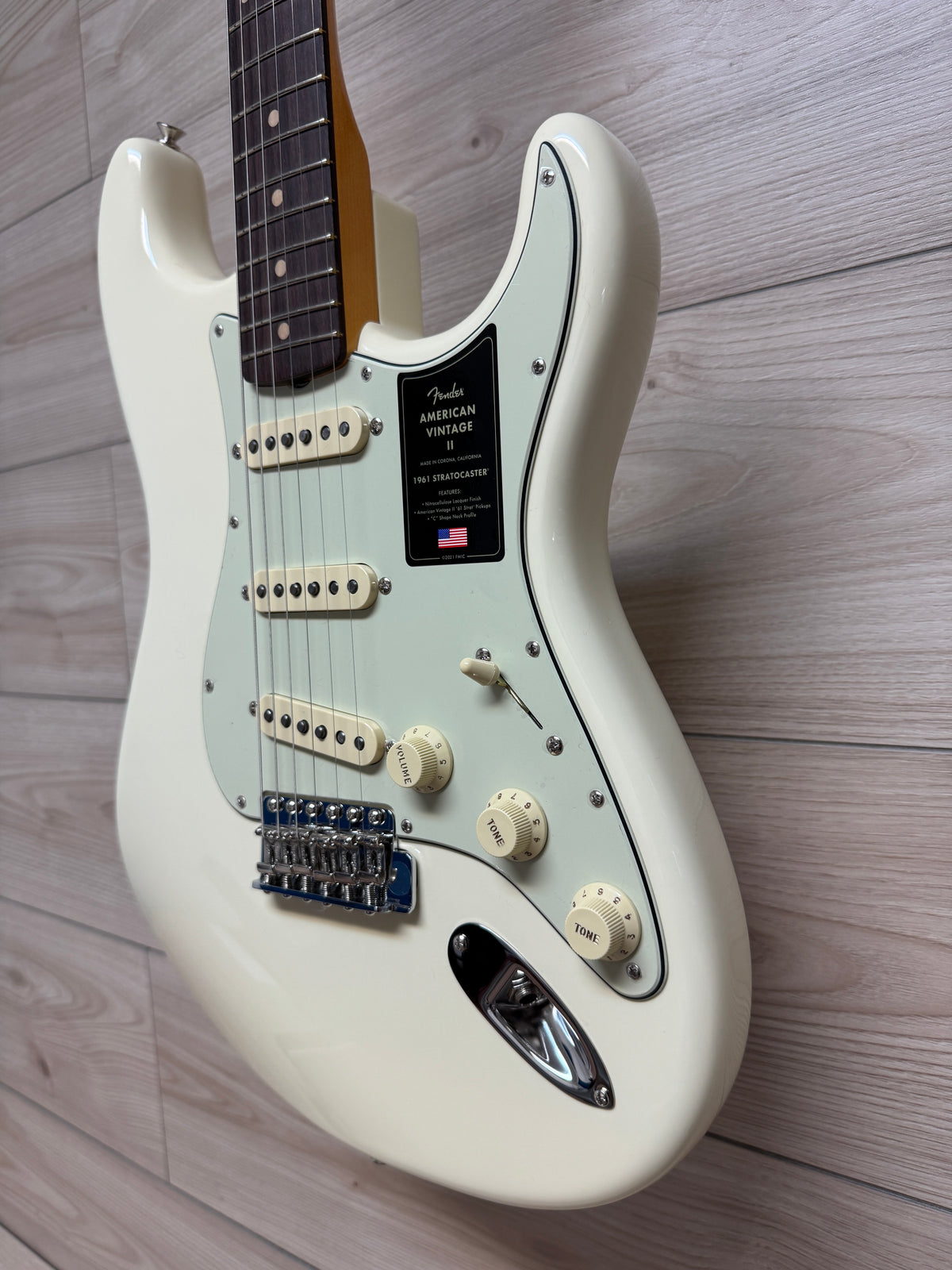 Fender American Vintage II 1961 Stratocaster Electric Guitar, Olympic White - CBN Music Warehouse