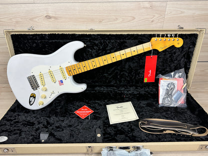 Fender Eric Johnson Stratocaster, Maple Fingerboard, White Blonde - CBN Music Warehouse