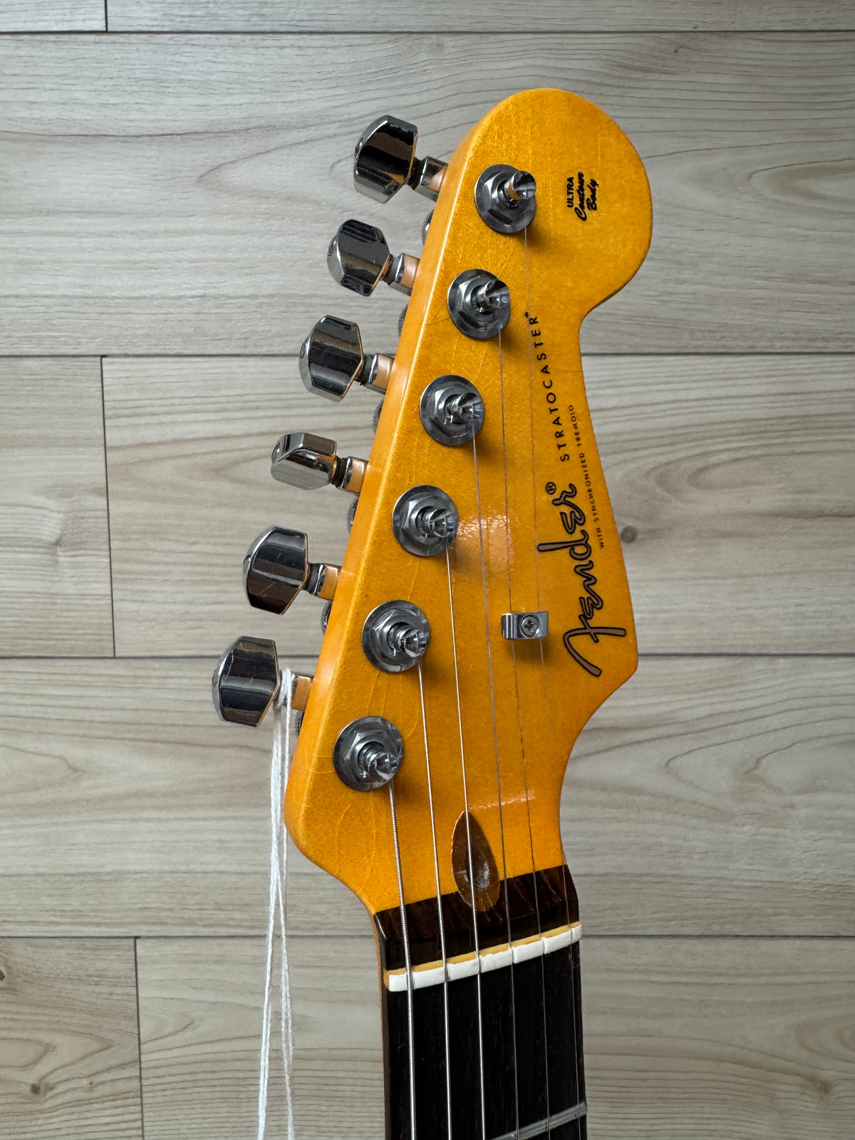 Fender American Ultra Luxe Vintage 60s Stratocaster HSS Rosewood Fingerboard, Sea Foam Green