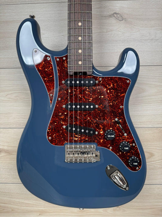 Veritas Custom Electric Guitar Monterey Miracle, Land Rover with Tortoise Pickguard