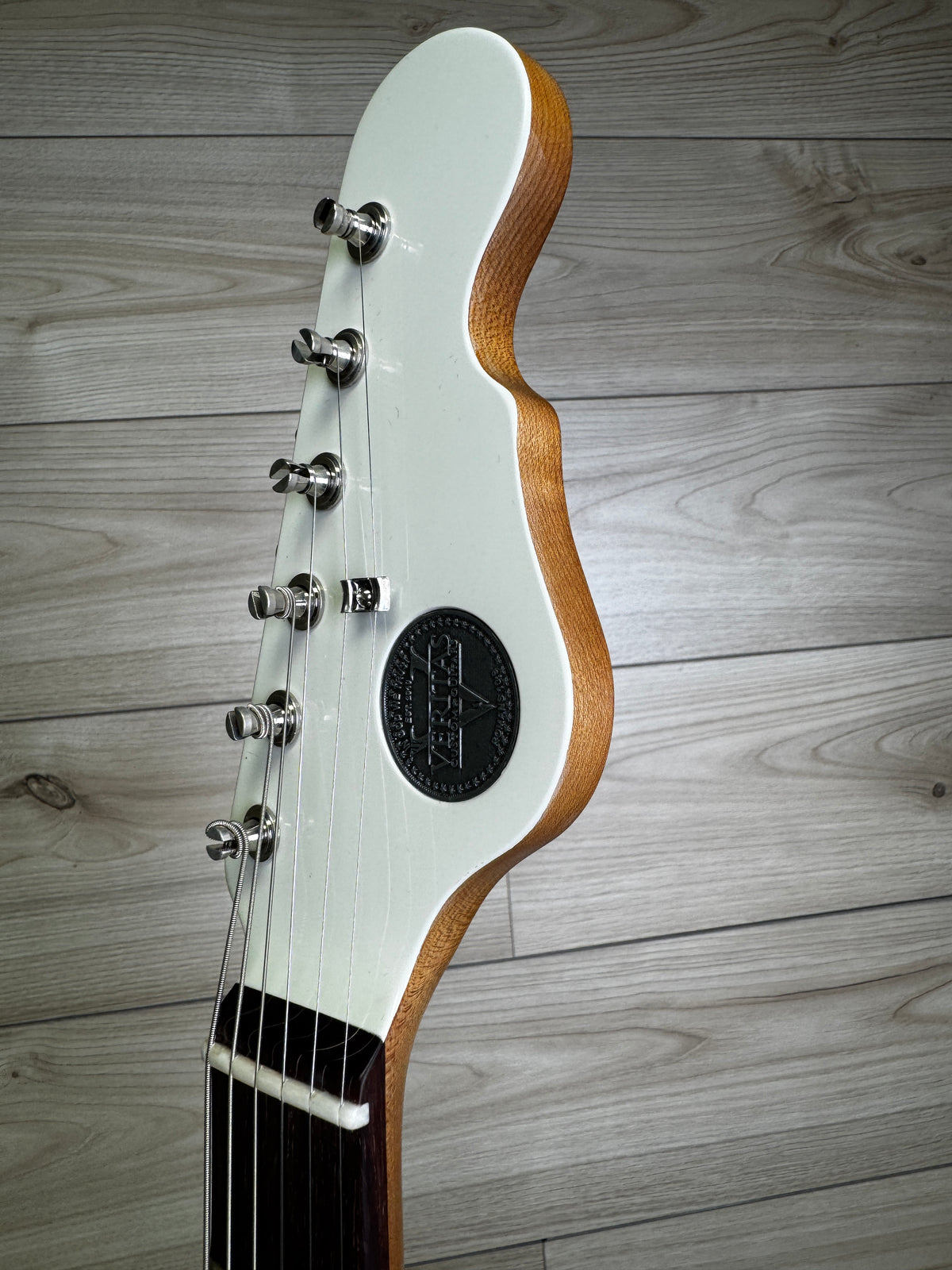 Veritas Portlander with Tortoise Pickguard, Bigsby and Matching Headstock, Olympic White