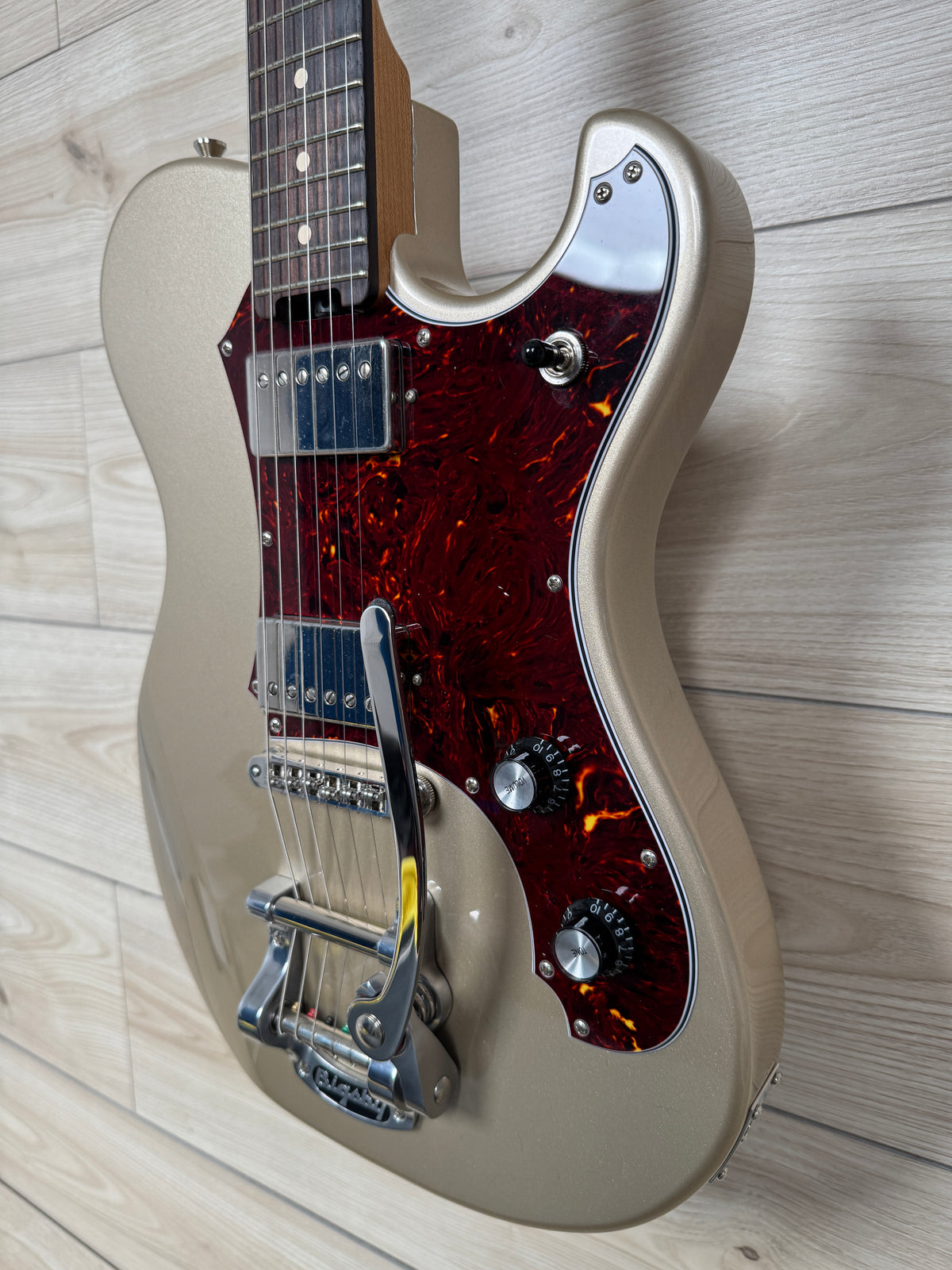 Veritas Custom Portlander Electric Guitar Shoreline Gold with Tortoise, Bigsby, Matching Headstock