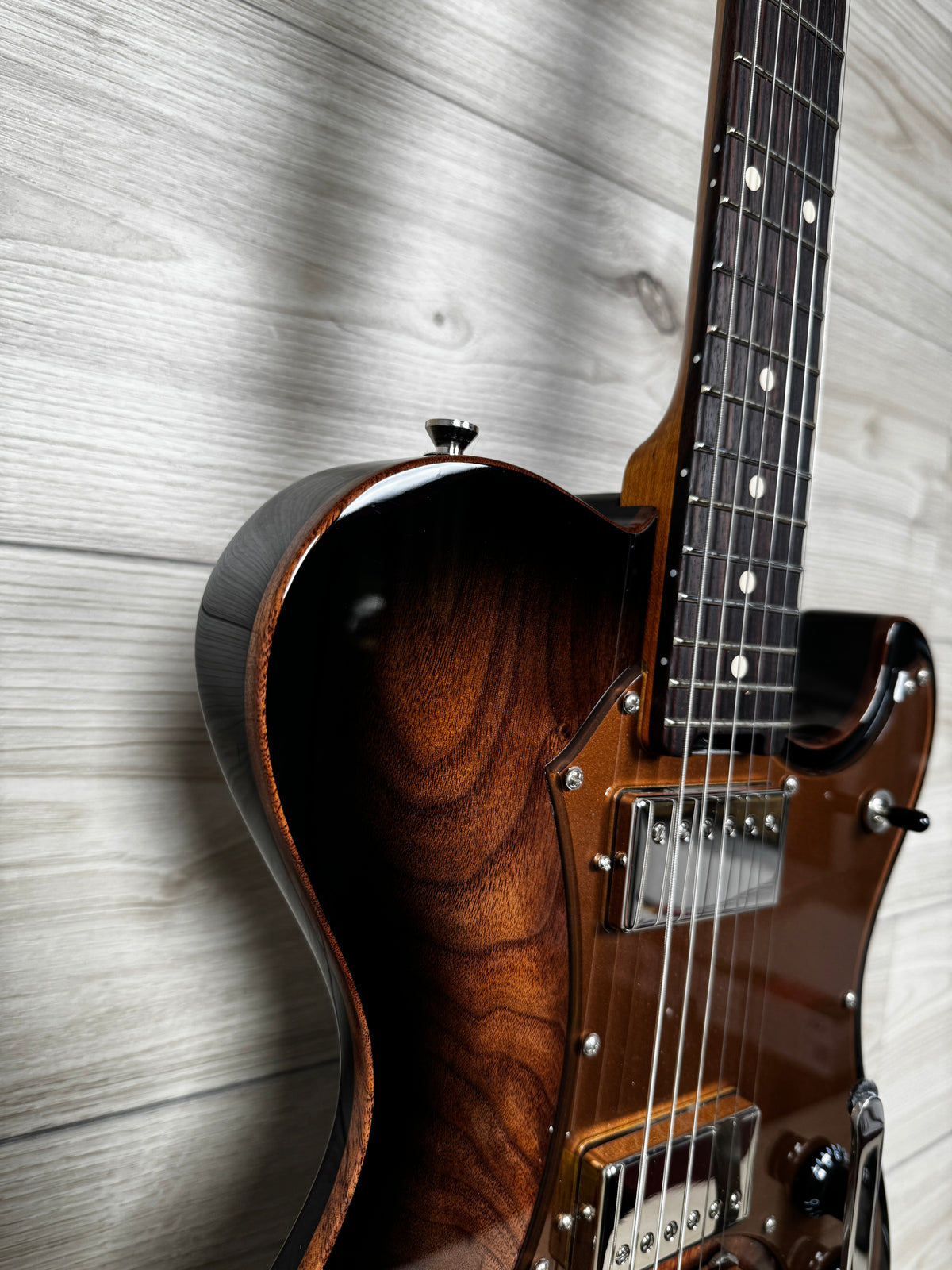 Veritas Custom Portlander Walnut Top, Acrylic Pickguard, Bigsby, Faux Binding