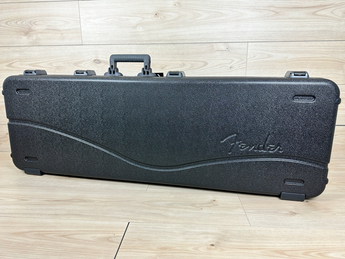 Fender American Professional II Jazz Bass Rosewood Fingerboard, Olympic White - CBN Music Warehouse