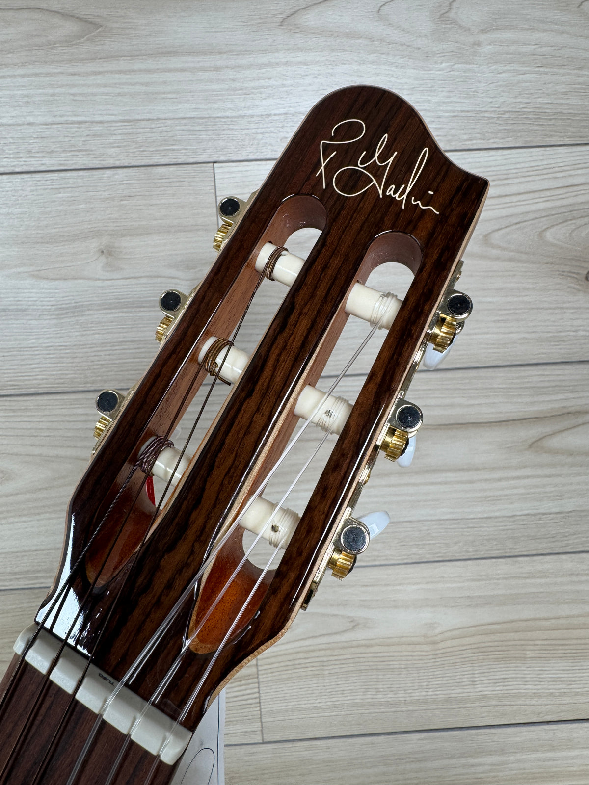Godin Arena Mahogany Cutaway Clasica II Acoustic Guitar Natural - 0131