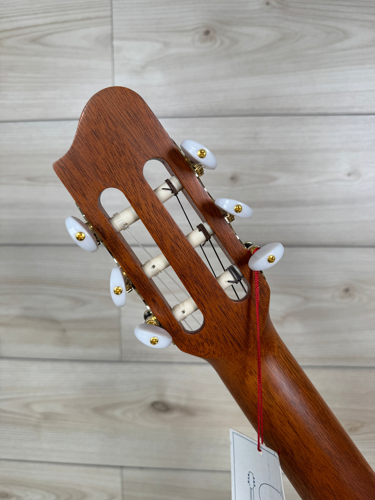 Godin Arena Mahogany Cutaway Clasica II Acoustic Guitar Natural - 0131