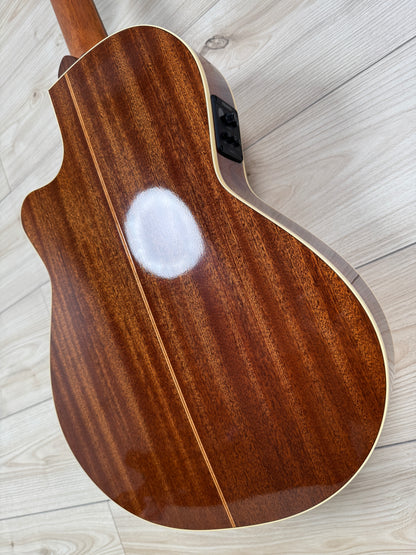 Godin Arena Mahogany Cutaway Clasica II Acoustic Guitar Natural - 0131