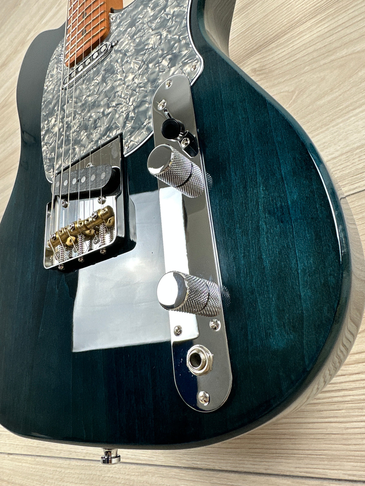 Godin Stadium Pro Electric Guitar - Pacifik Blue with Maple Fretboard - CBN Music Warehouse