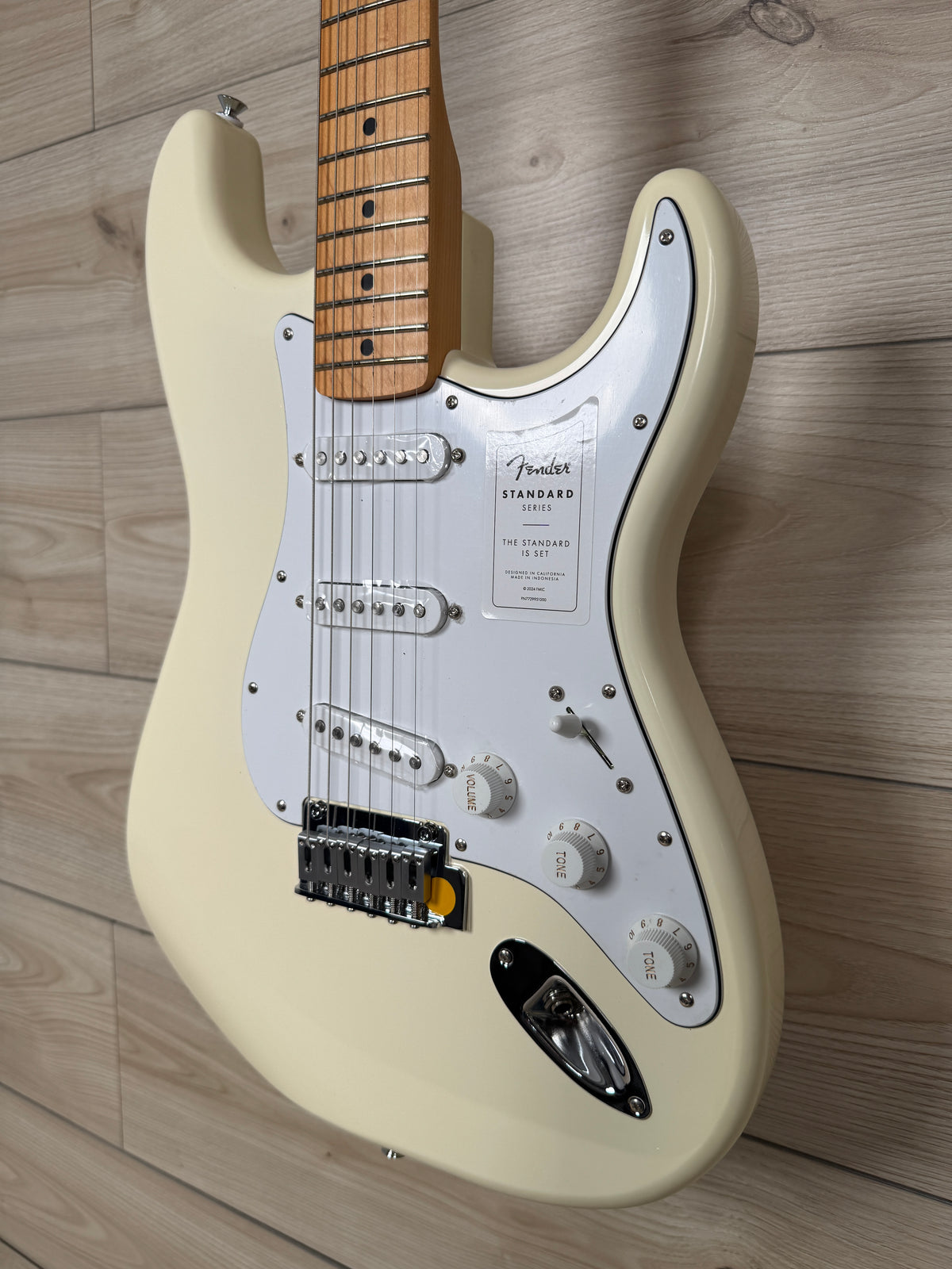 Fender Standard Stratocaster Maple Fingerboard Electric Guitar - Olympic White