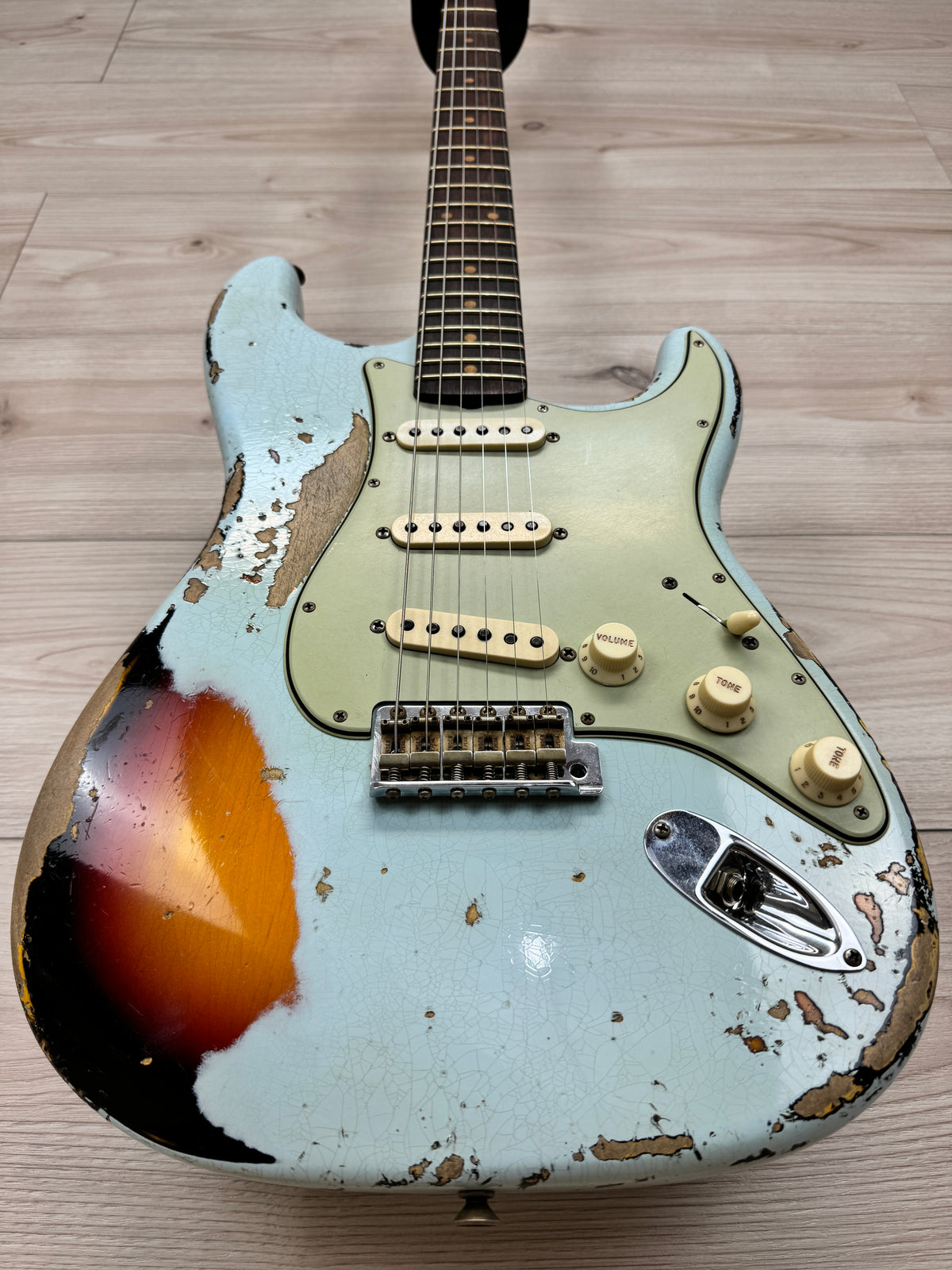 Fender Custom Shop Ltd 1961 Stratocaster Super Heavy Relic, Aged Sonic Blue over 3-Color Sunburst #7075