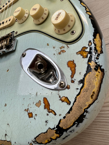 Fender Custom Shop Ltd 1961 Stratocaster Super Heavy Relic, Aged Sonic Blue over 3-Color Sunburst #7075