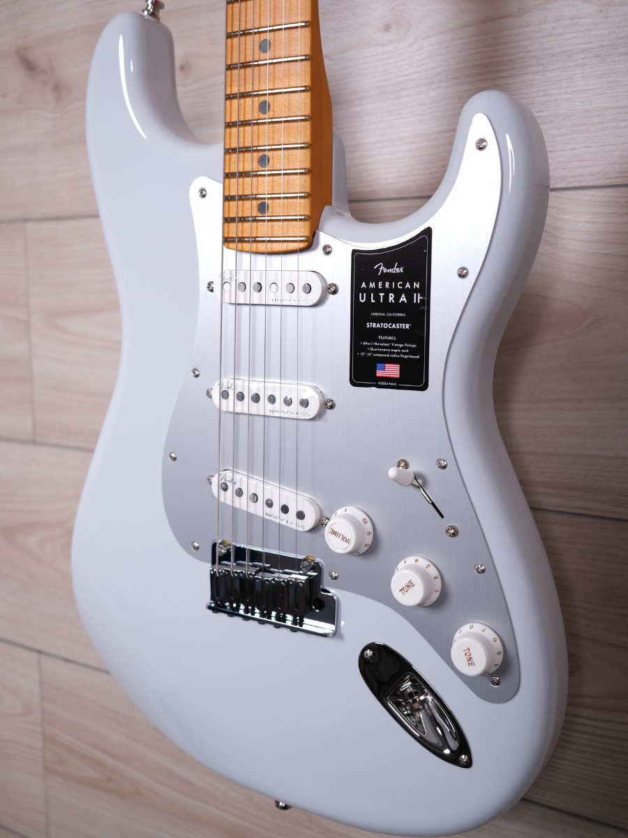 Fender American Ultra II Stratocaster Maple Fingerboard Electric Guitar, Avalanche #4427