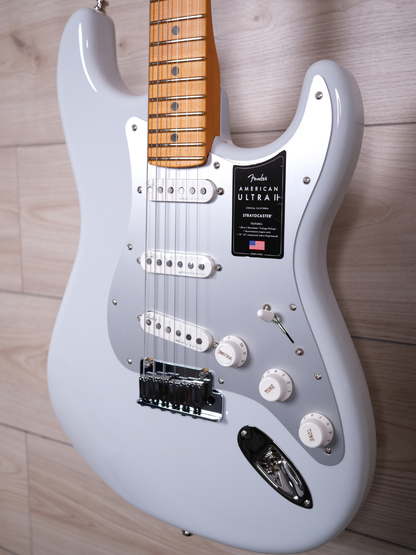 Fender American Ultra II Stratocaster Maple Fingerboard Electric Guitar, Avalanche #4427