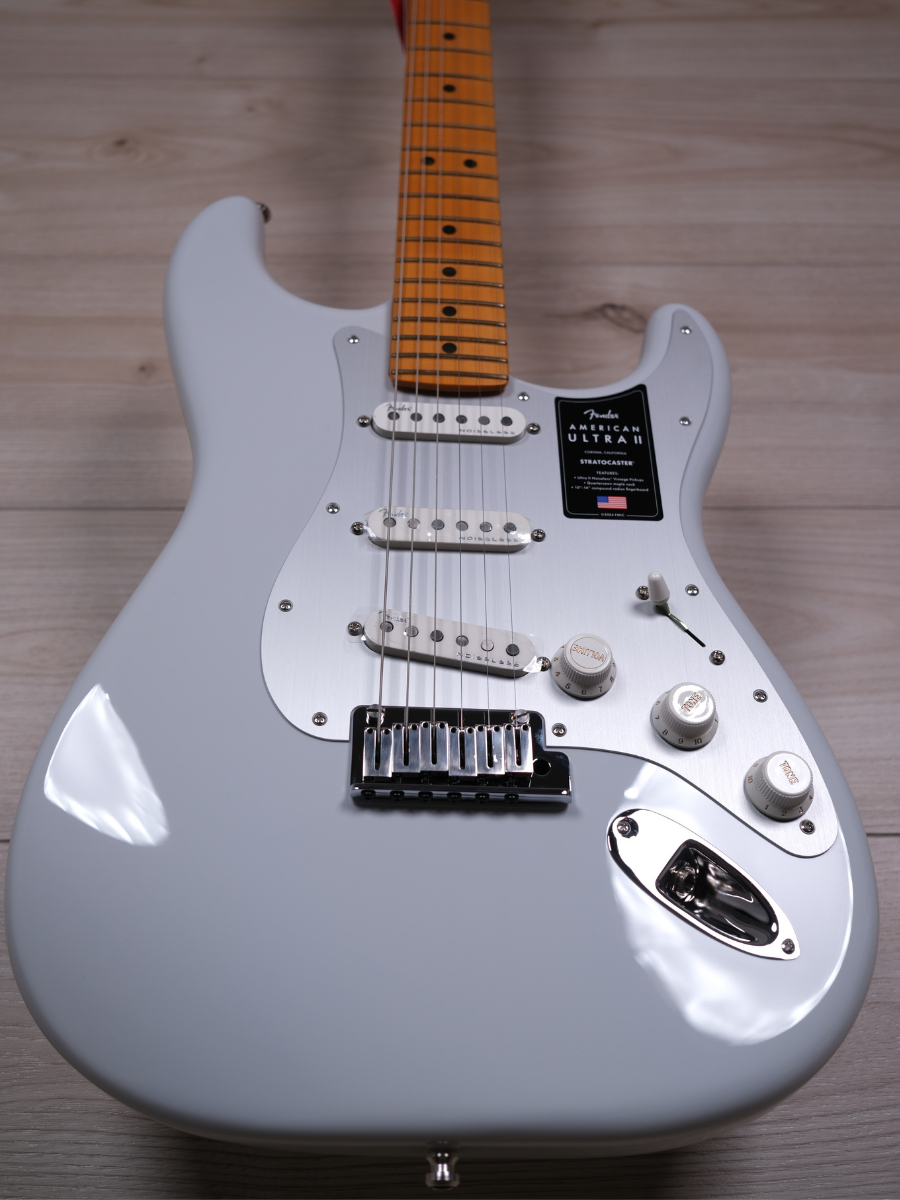 Fender American Ultra II Stratocaster Maple Fingerboard Electric Guitar, Avalanche #4427