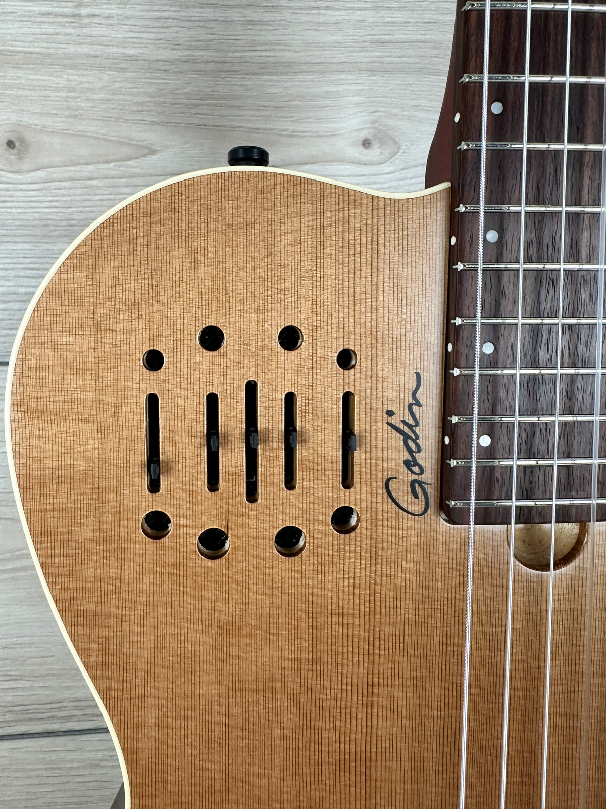 Godin 035045 MultiAc Nylon Encore Acoustic Electric guitar - Natural Semi gloss - CBN Music Warehouse