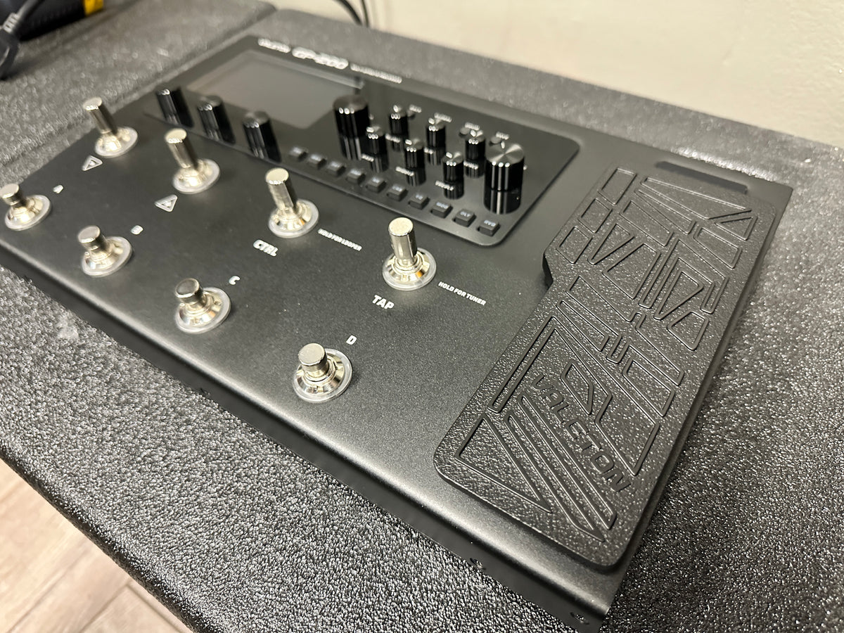 Valeton GP-200 Multi-Effects Processor Floorboard for Guitar ** OPEN BOX ** - CBN Music Warehouse