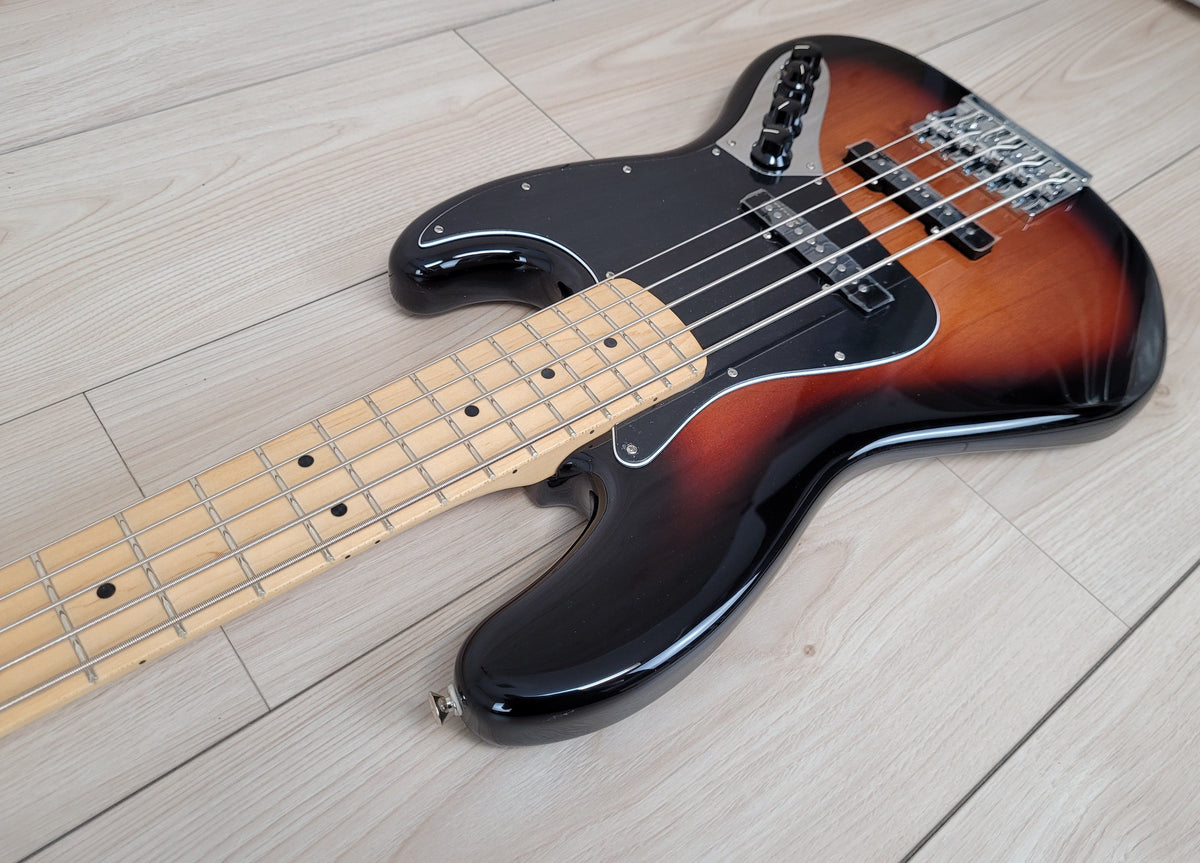 Fender DELUXE ACTIVE JAZZ BASS® V - 3-Color Sunburst - CBN Music Warehouse