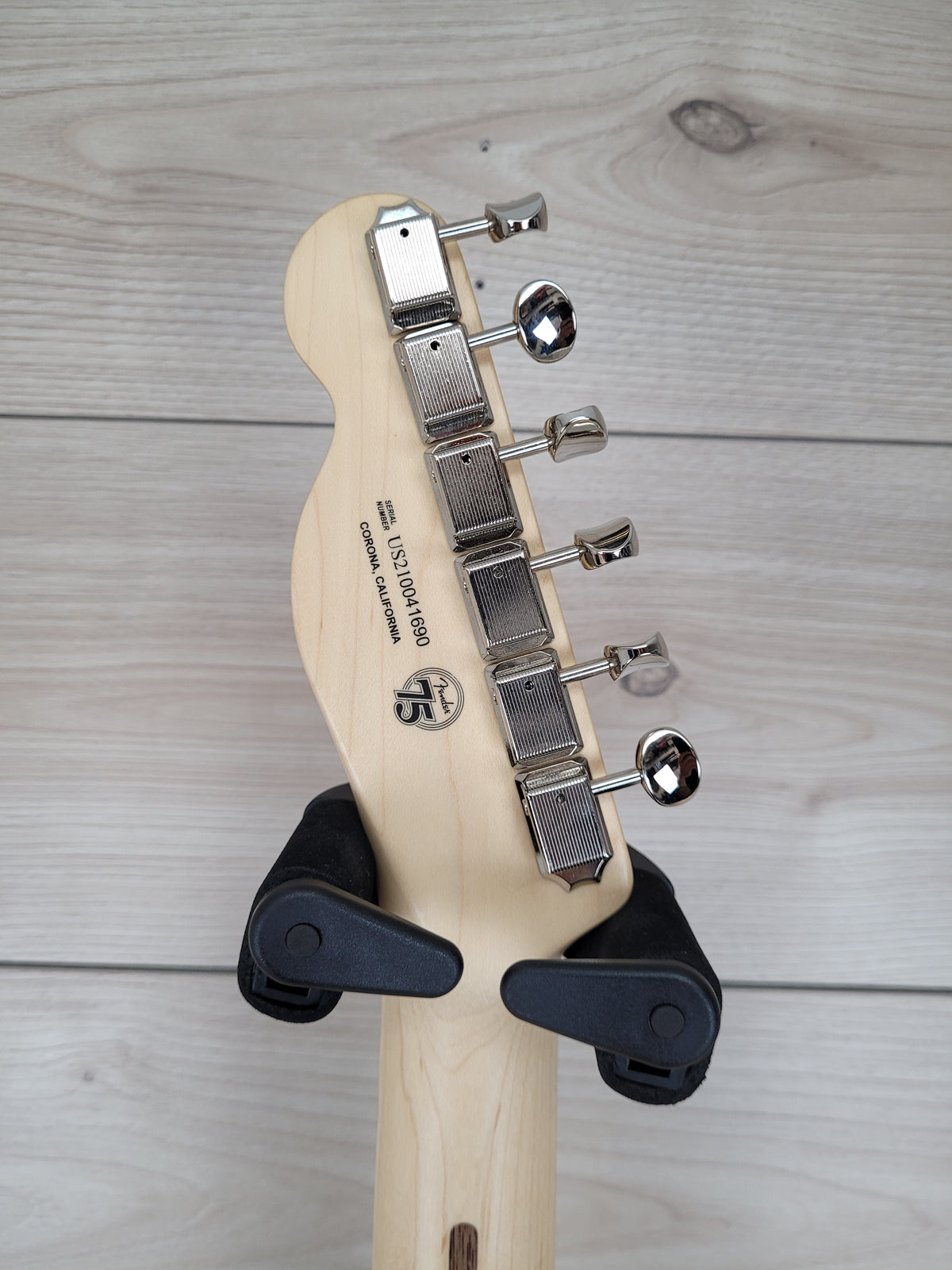 AMERICAN PERFORMER TELECASTER® HUM - Satin Surf Green - CBN Music Warehouse